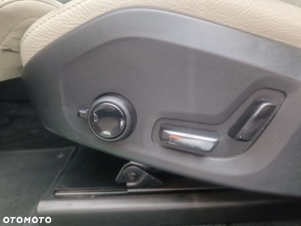 Volvo XC 60 - 15