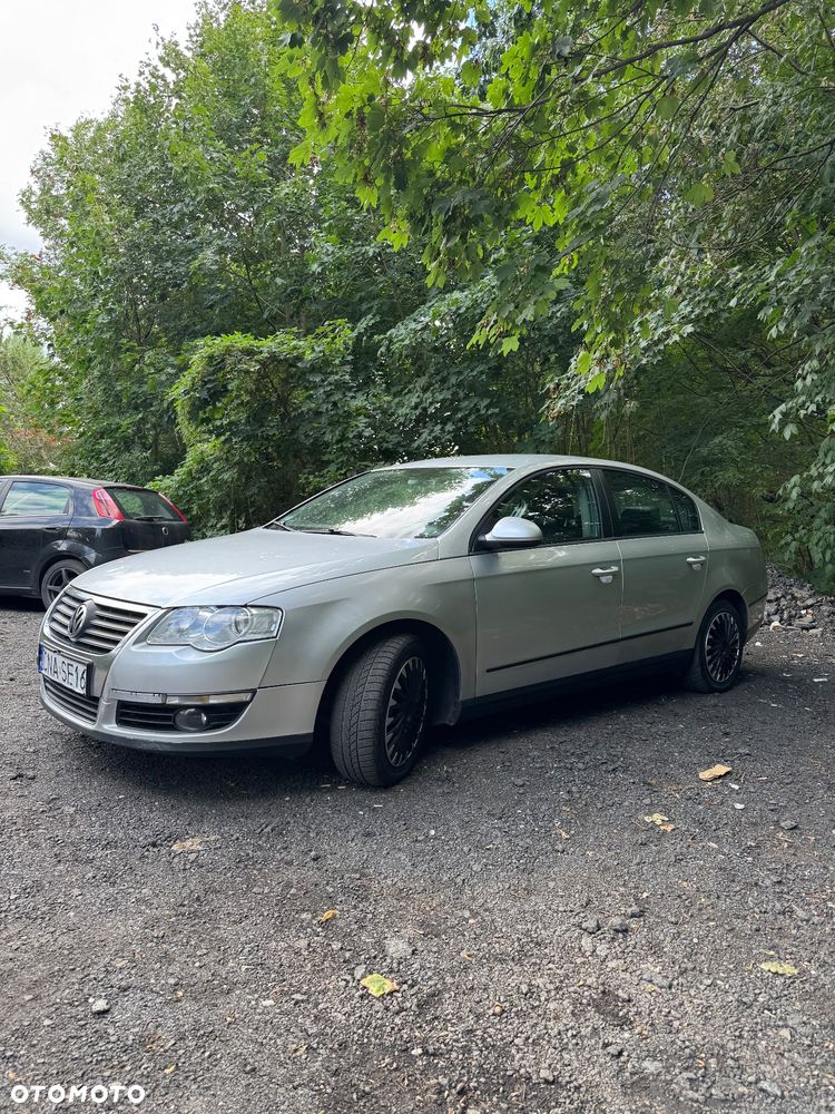 Volkswagen Passat 2.0 TDI Highline - 3