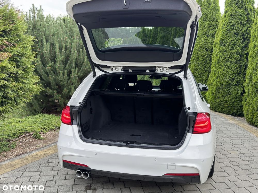 BMW Seria 3 320d M Sport Shadow - 21