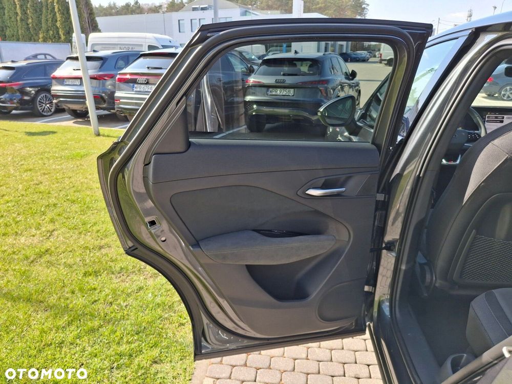 Audi Q3 Sportback - 28