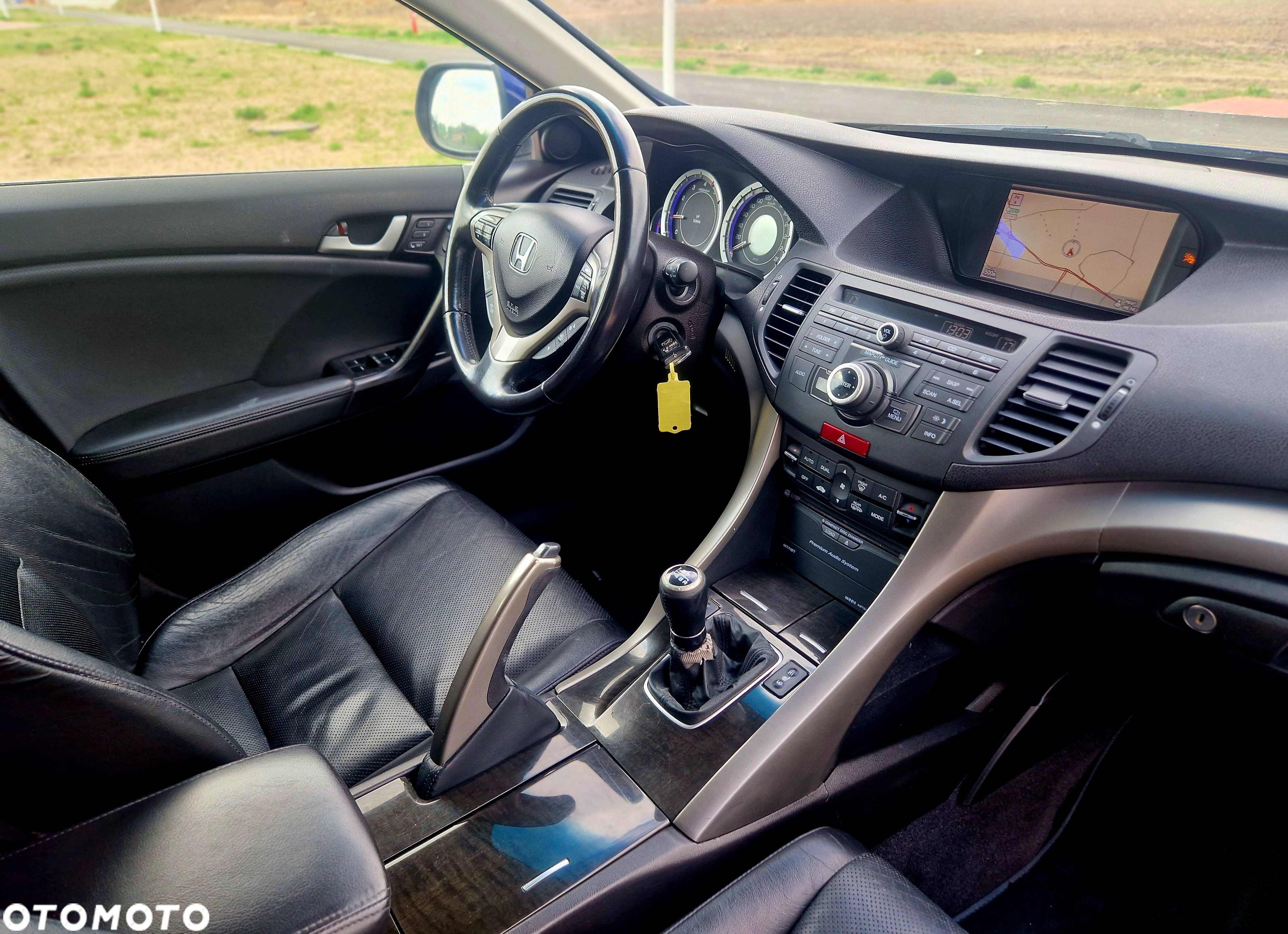 Honda Accord - 17