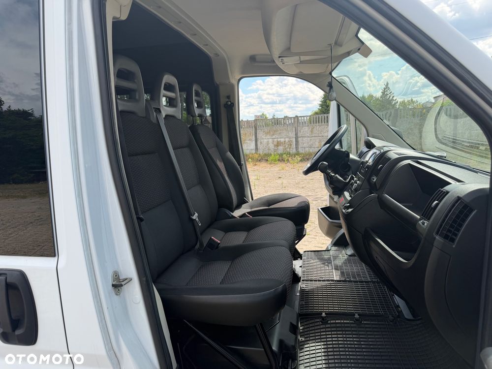 Peugeot Boxer Brygadówka L3H2 7 osób - 11
