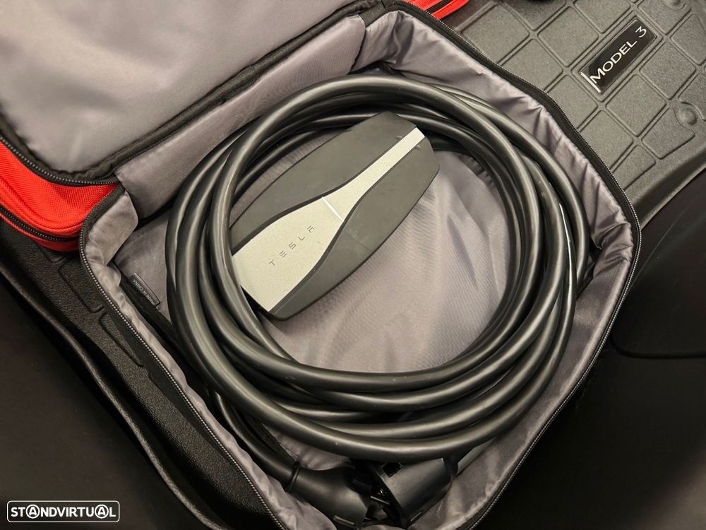 Tesla Model 3 - 13