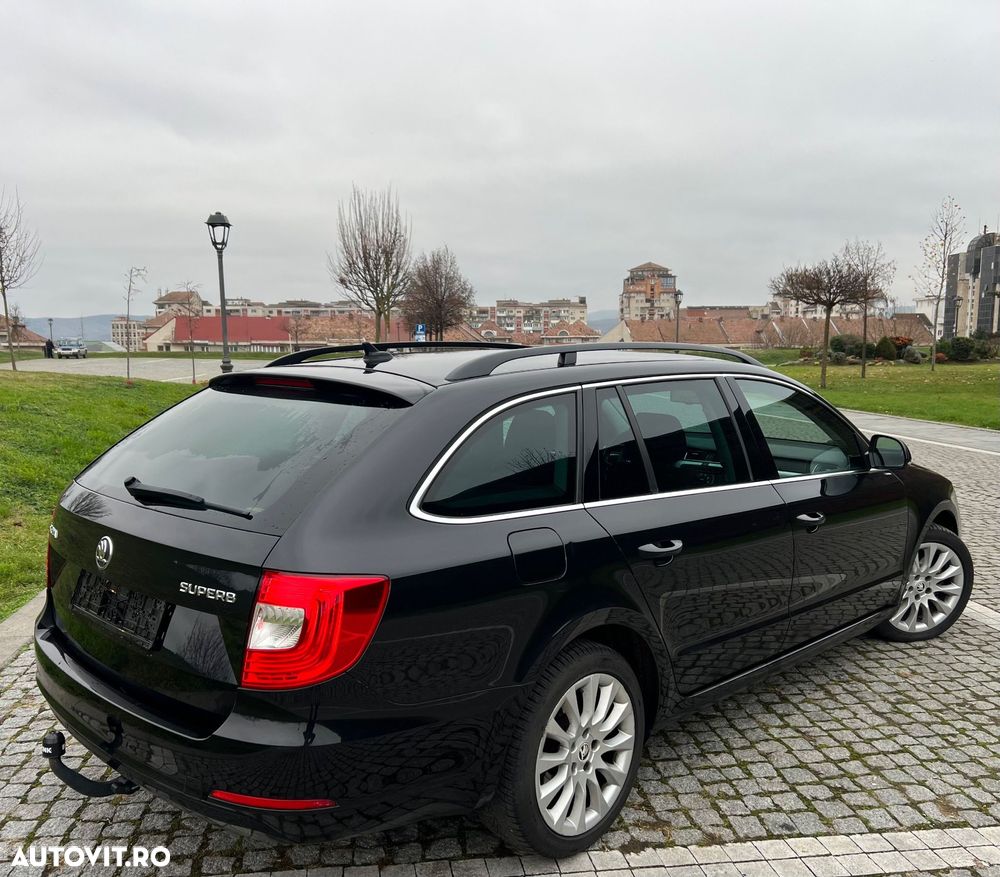 Skoda Superb 2.0 TDI DSG Comfort - 5