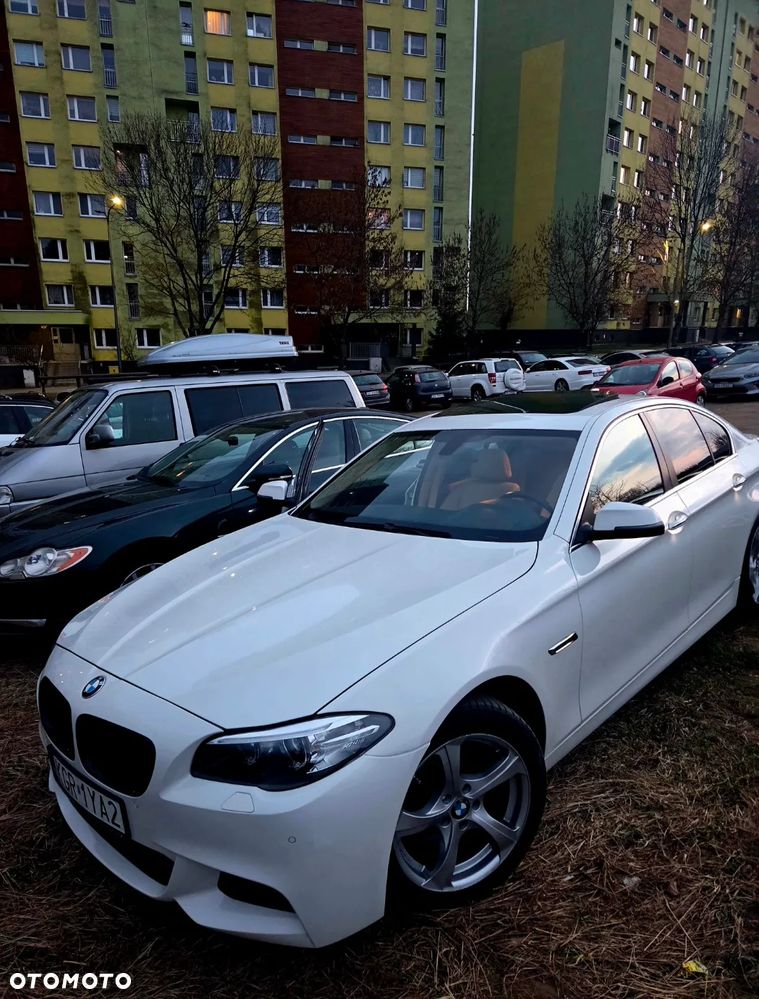 BMW Seria 5 528i xDrive Luxury Line - 19