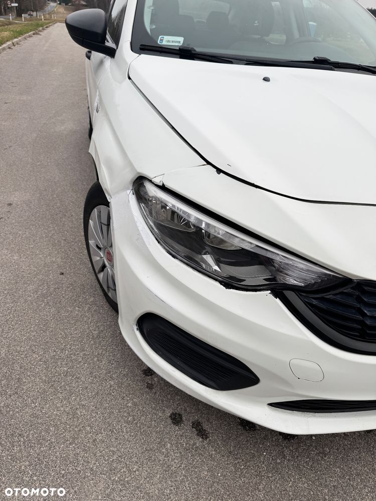 Fiat Tipo 1.4 16V Easy - 11