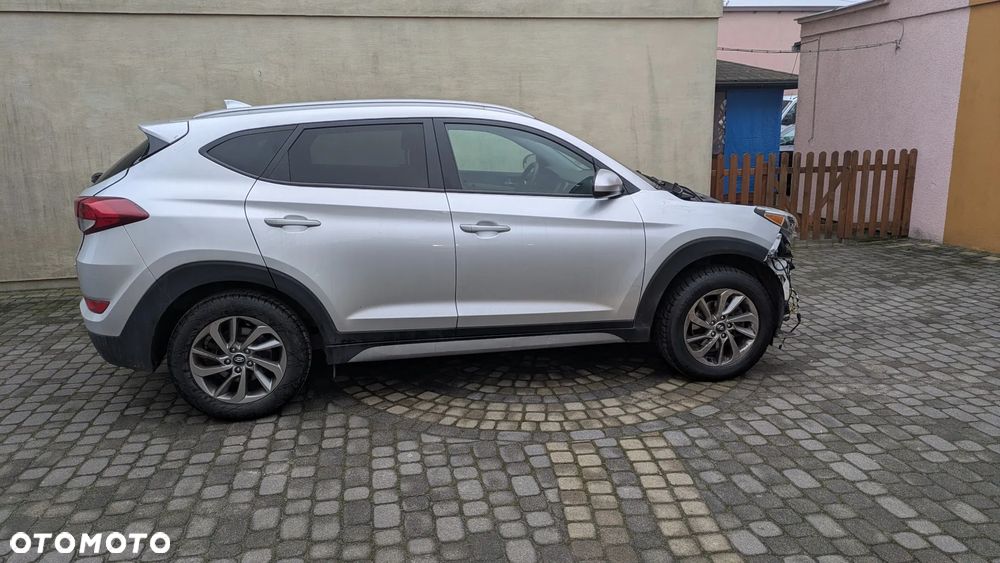 Hyundai Tucson - 6