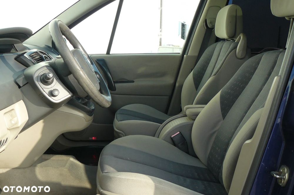 Renault Scenic - 23