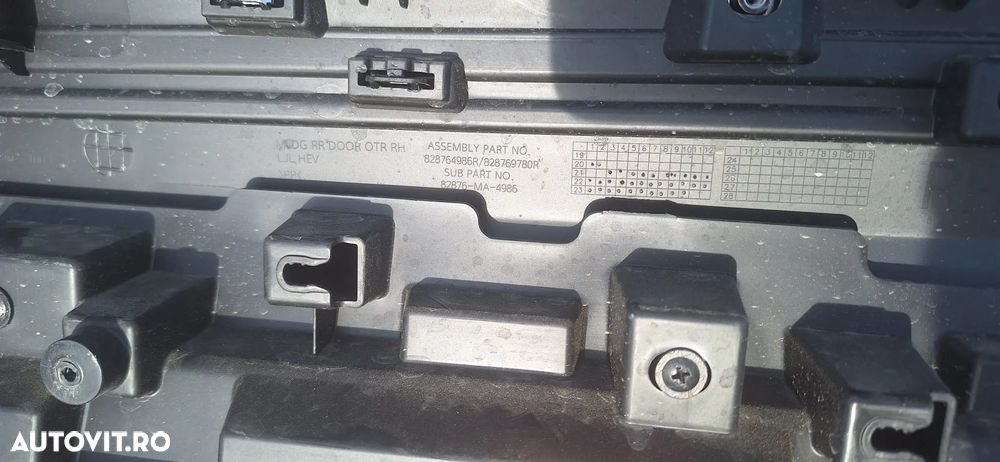 BANDOU USA DREAPTA SPATE RENAULT ARKANA - 3