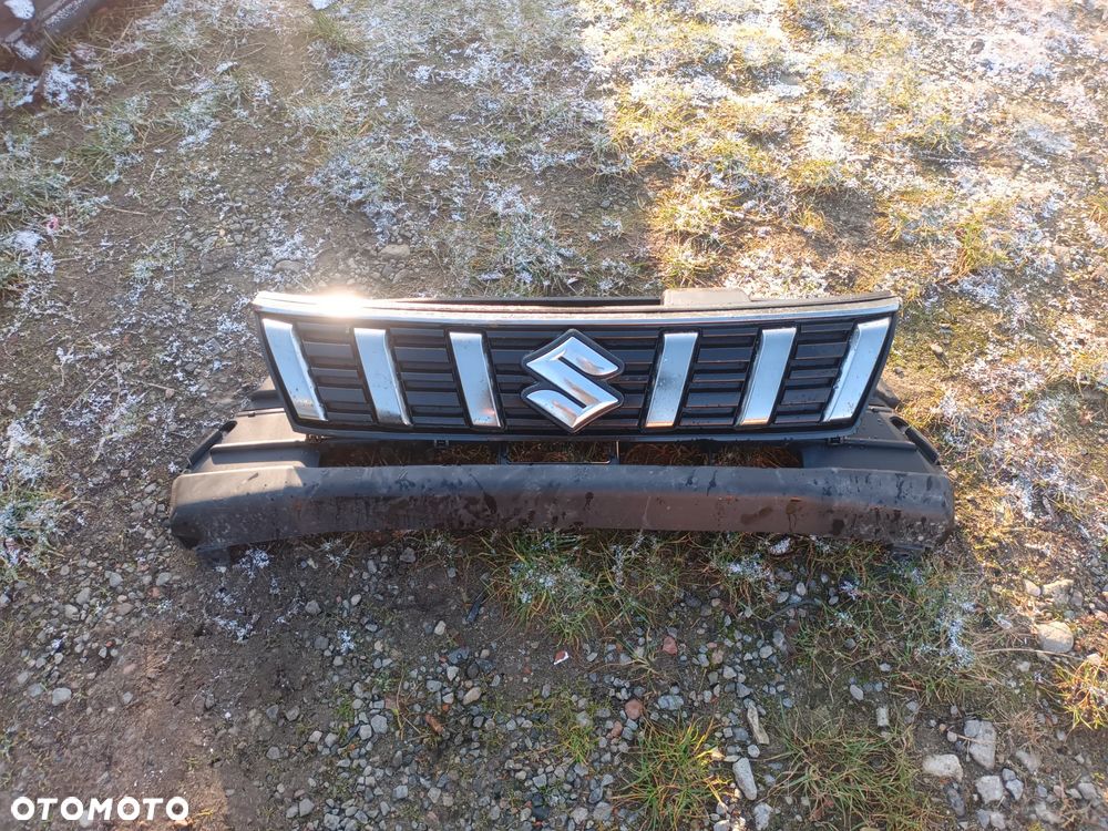 Suzuki Vitara 3 Lift atrapa grill - 1