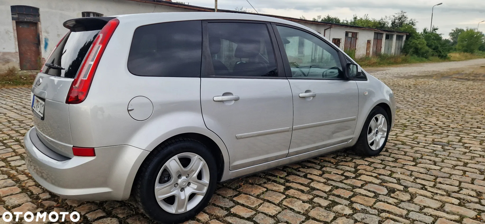 Ford C-MAX - 11