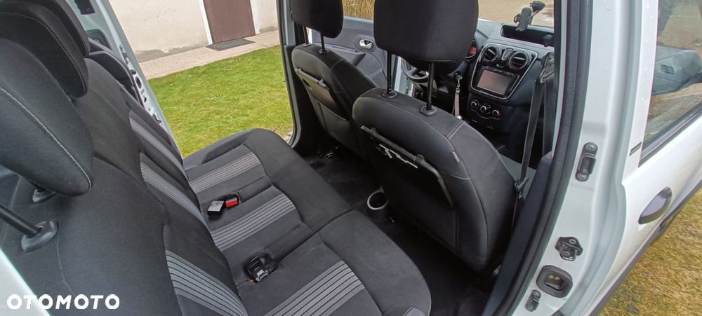 Dacia Dokker 1.6 SCe Stepway - 11