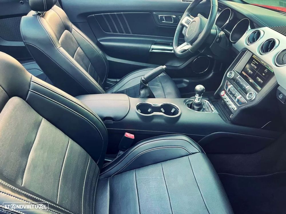 Ford Mustang 2.3i EcoBoost - 14