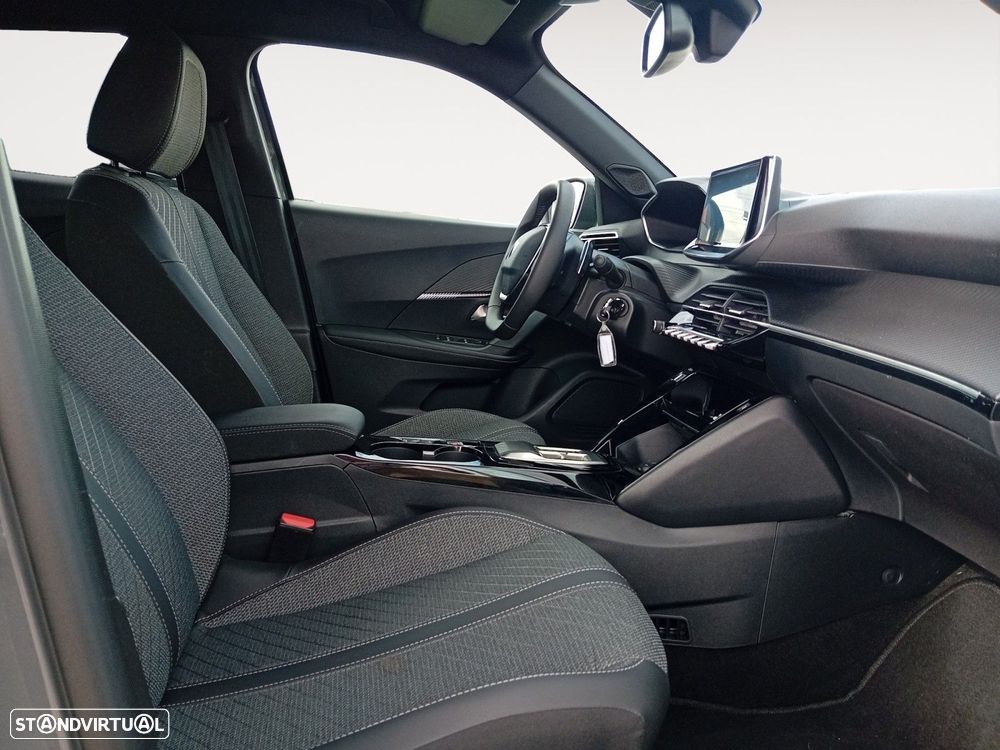 Peugeot 2008 - 15