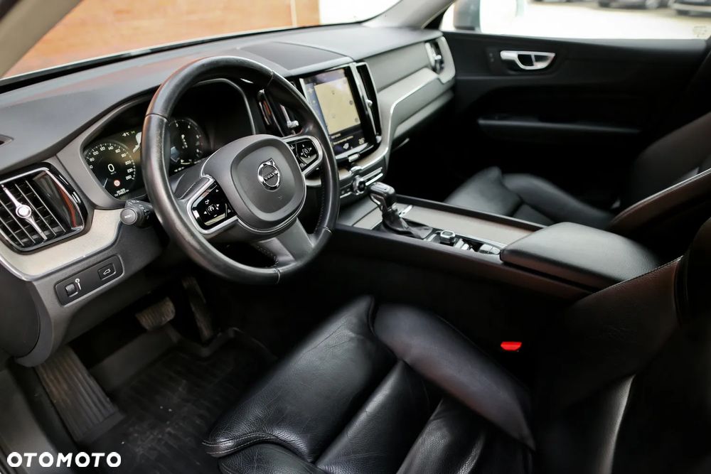 Volvo XC 60 D4 AWD Geartronic Inscription - 18