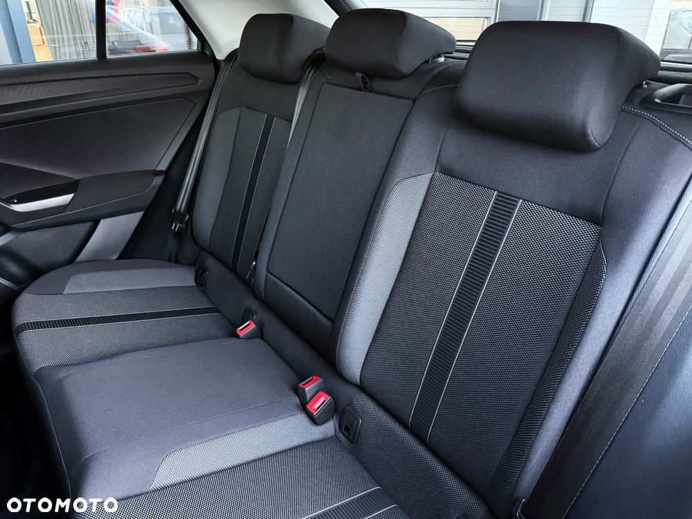 Volkswagen T-Roc 1.0 TSI Life Plus - 25