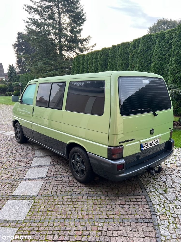 Volkswagen Multivan Standard - 22