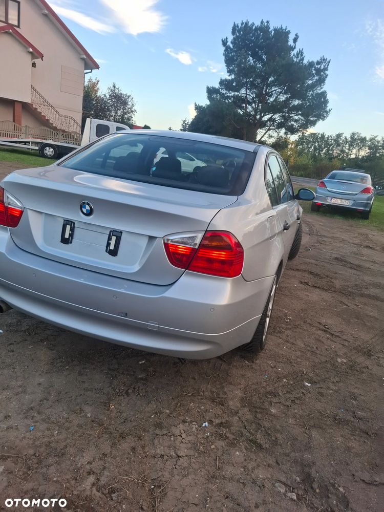 BMW Seria 3 320i - 7