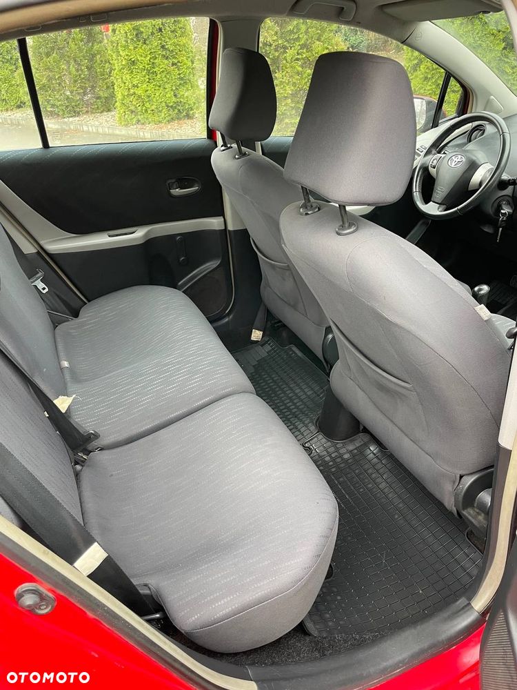 Toyota Yaris 1.3 Sol Premium MM - 11