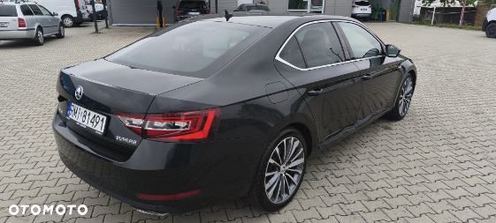 Skoda Superb 2.0 TSI 4x4 L&K DSG - 6