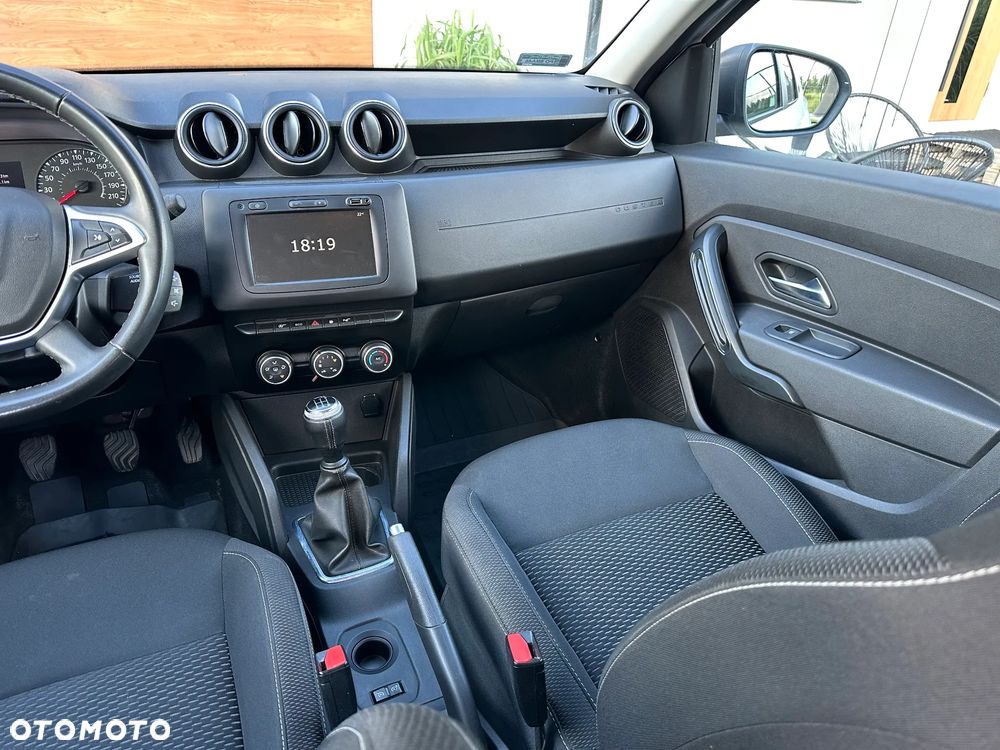 Dacia Duster 1.6 SCe Laureate S&S - 14