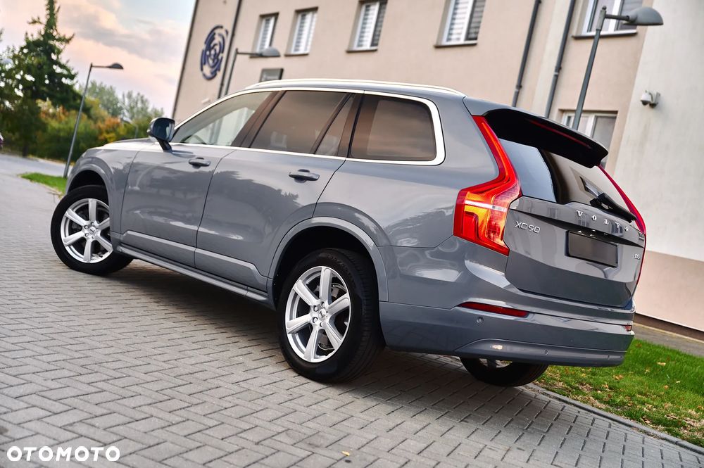 Volvo XC 90 - 3