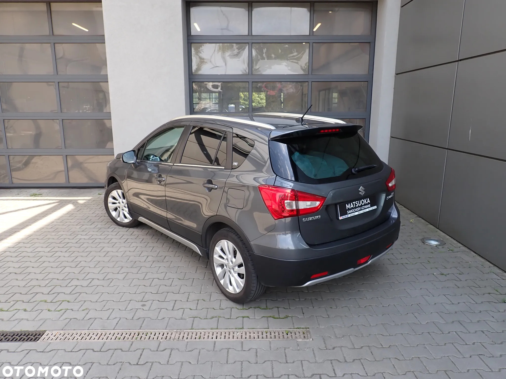 Suzuki SX4 S-Cross 1.0 T Premium - 10