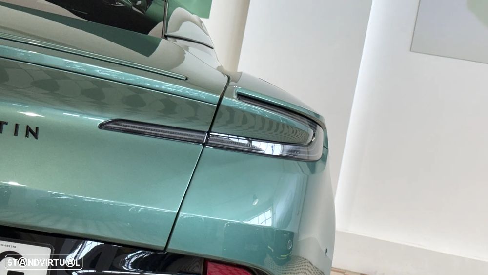 Aston Martin DB11 Coupé V8 Auto - 12