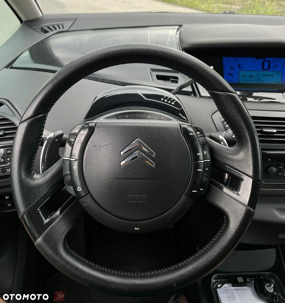 Citroën C4 Picasso 2.0 HDi Equilibre Exclusive - 4