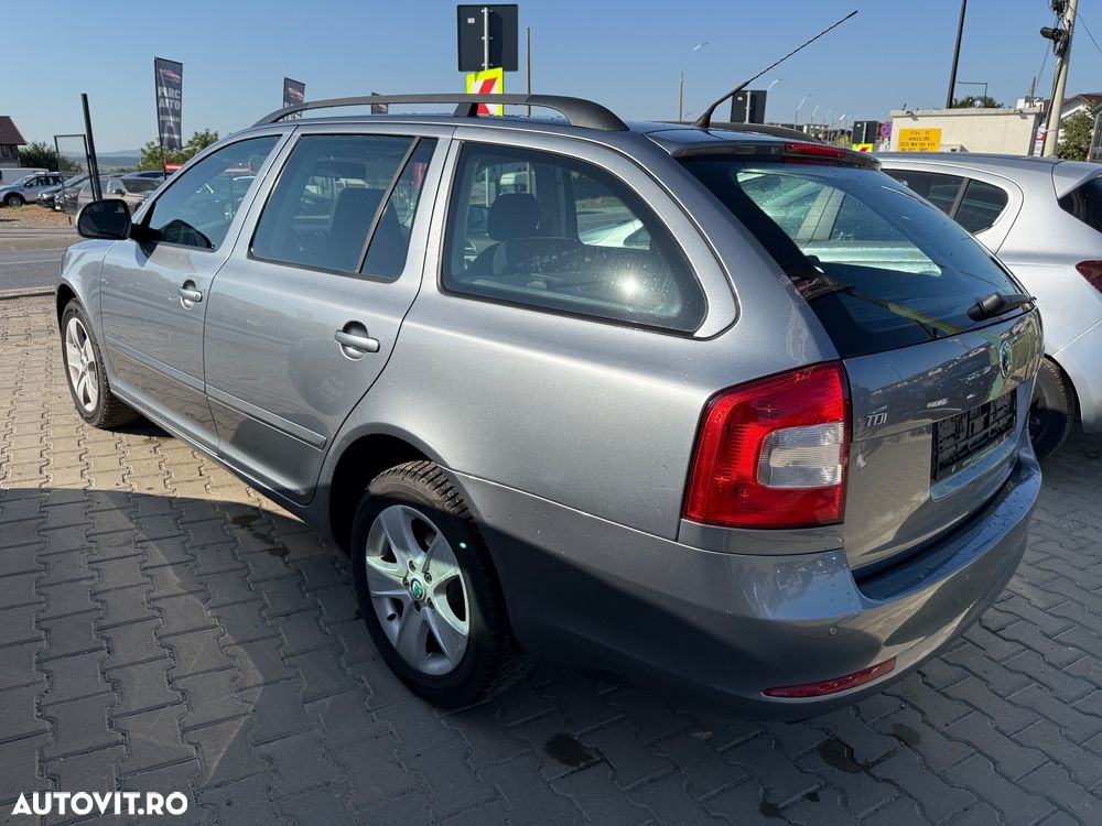 Skoda Octavia 1.6 TDI AMBITION - 5