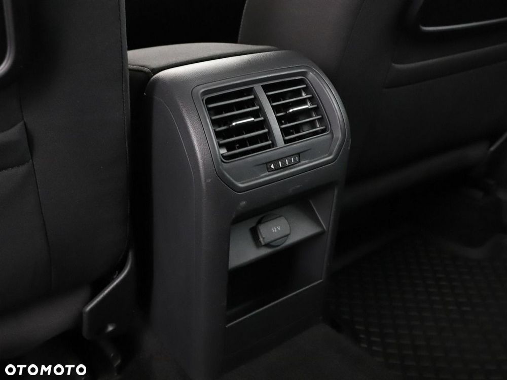 Volkswagen Golf Sportsvan SV 1.0 TSI Comfortline - 33
