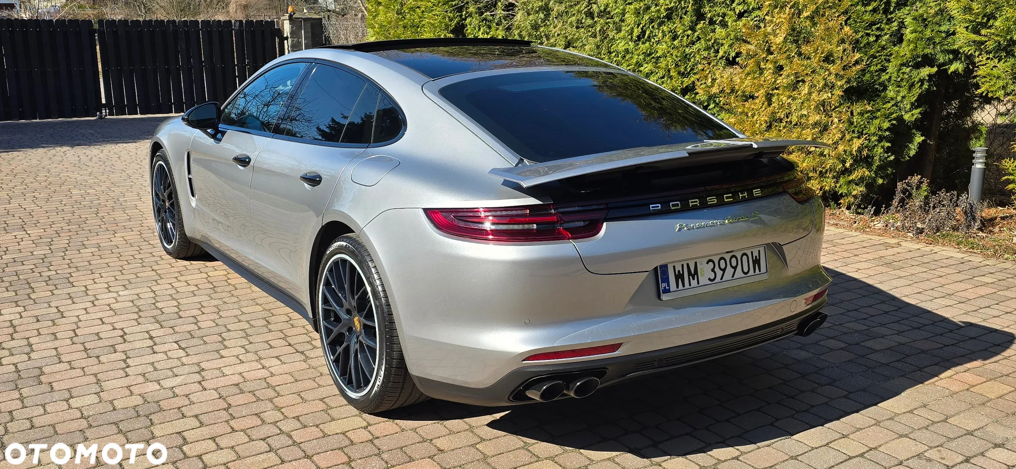 Porsche Panamera Turbo S Sport Turismo - 4