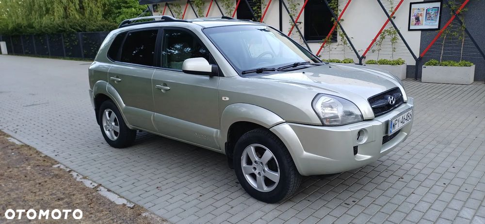 Hyundai Tucson - 2