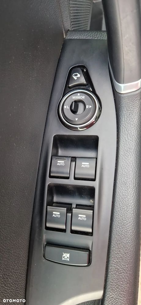 Hyundai i40 Kombi 1.7 CRDi DCT Premium - 14