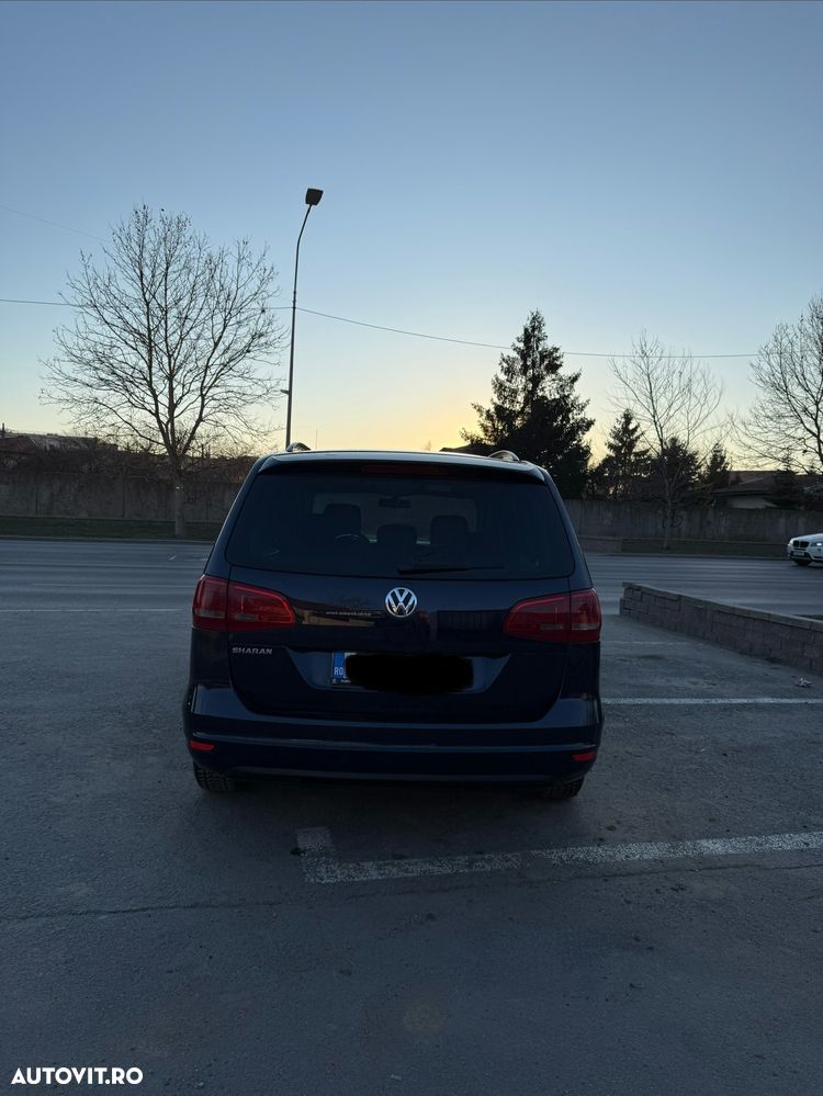Volkswagen Sharan 2.0 TDI 4MOTION BlueMotion Technology Highline - 4