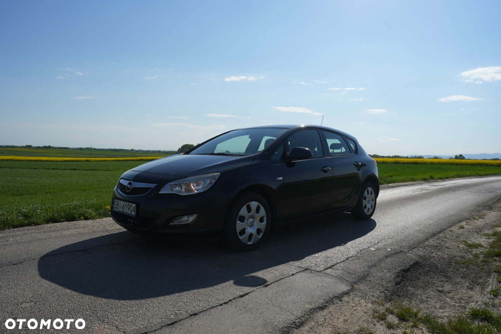Opel Astra 1.4 T Enjoy - 1