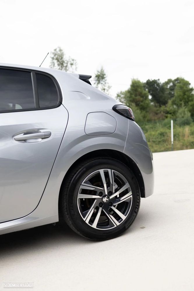 Peugeot 208 1.2 PureTech Allure - 21