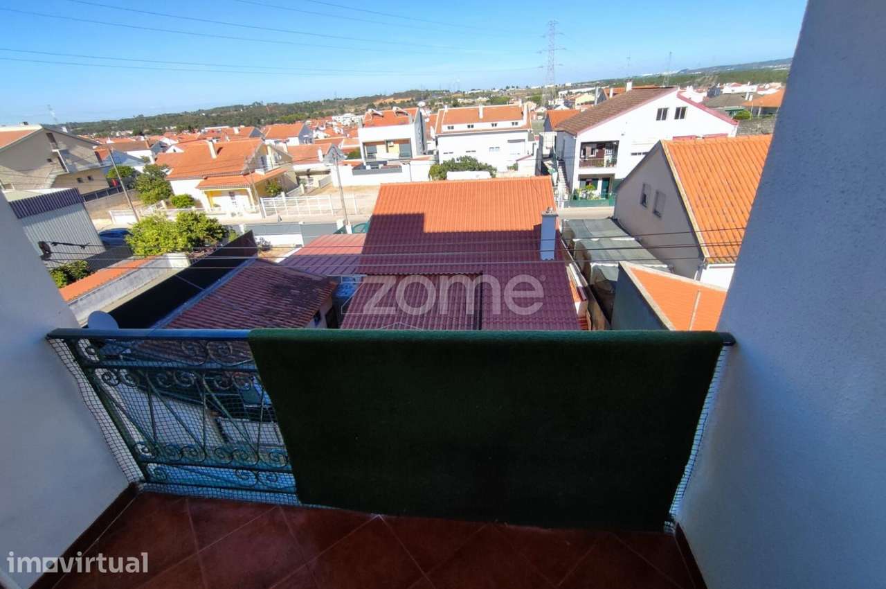 Apartamento T2 no Centro da Quinta do Conde - Grande imagem: 3/17