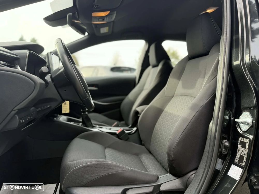 Toyota Corolla 1.2 Turbo Comfort - 31