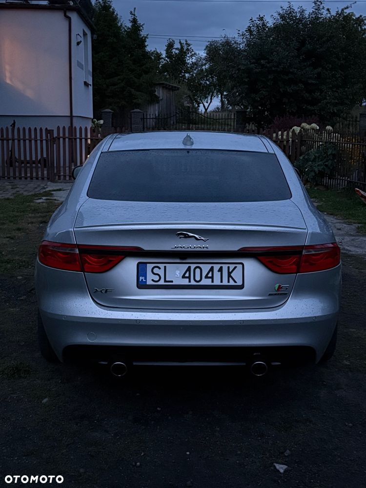 Jaguar XF - 9