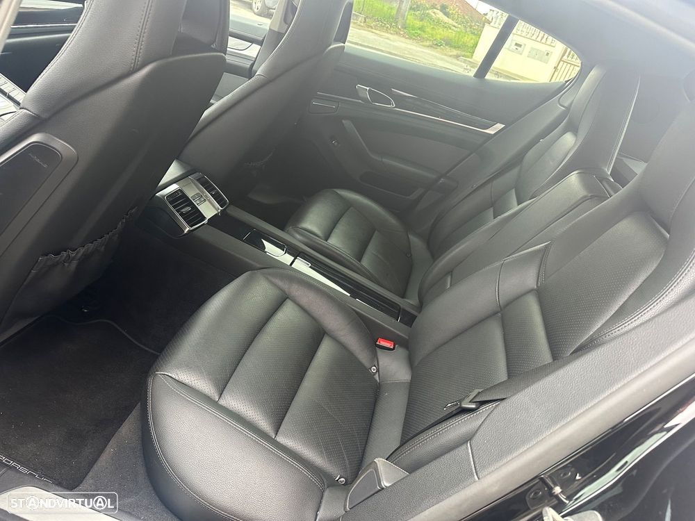 Porsche Panamera Standard - 13