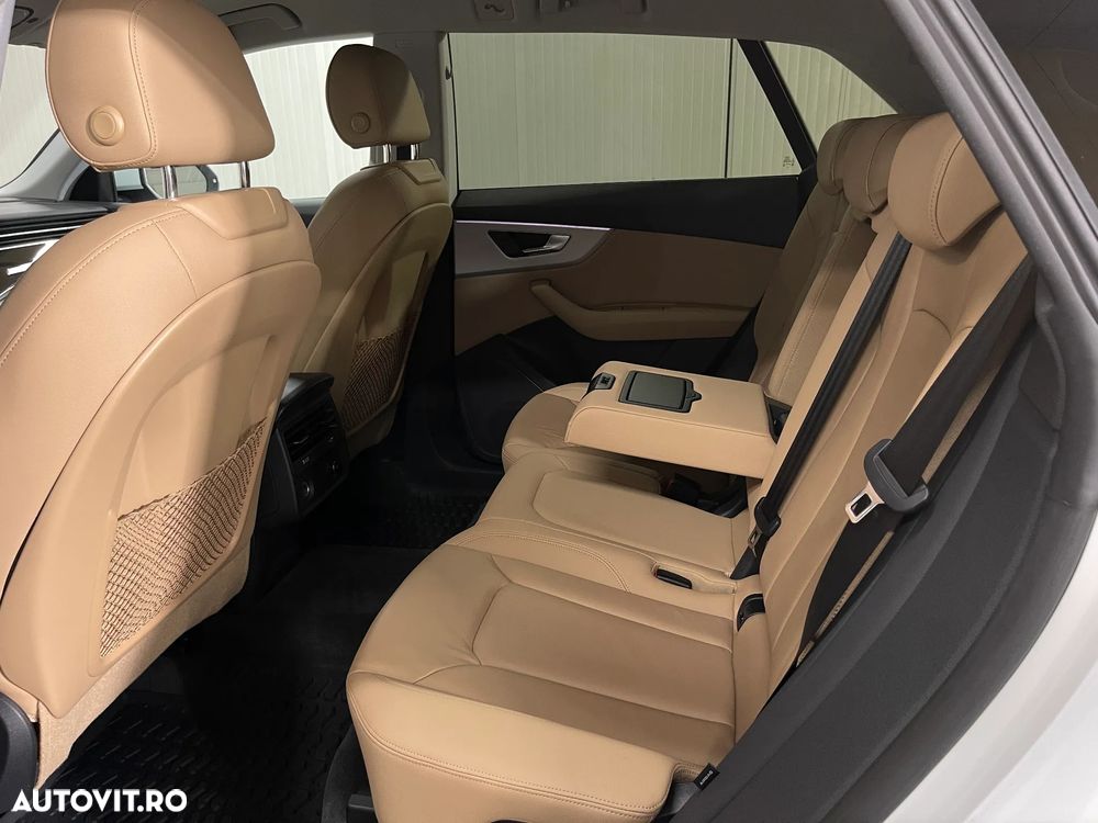 Audi Q8 - 13