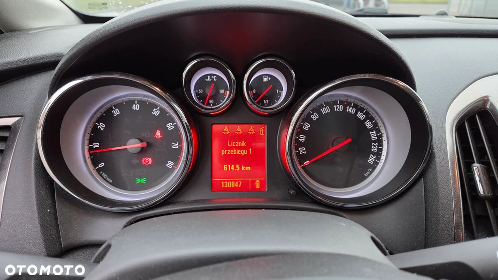 Opel Astra 1.6 T Cosmo - 18