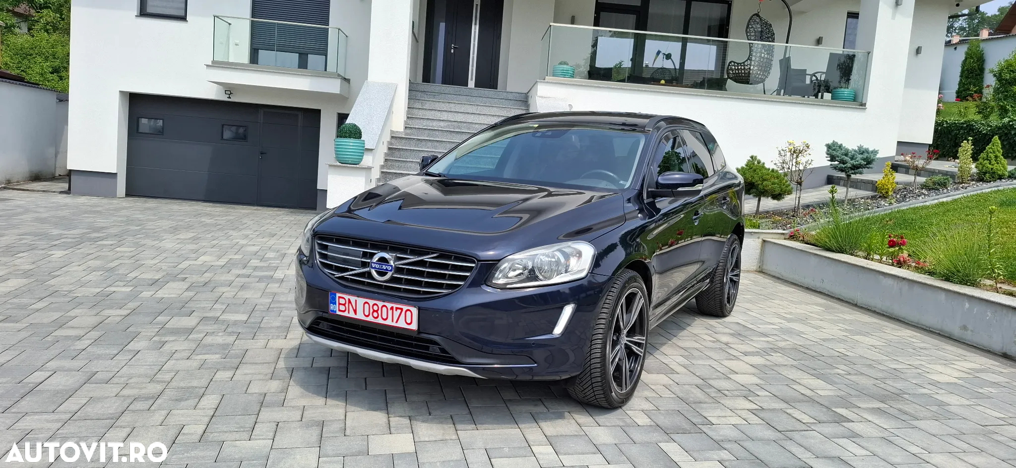 Volvo XC 60 - 4