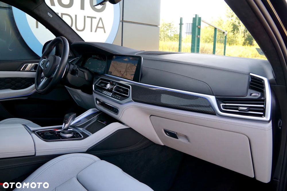 BMW X5 M Competition - 19