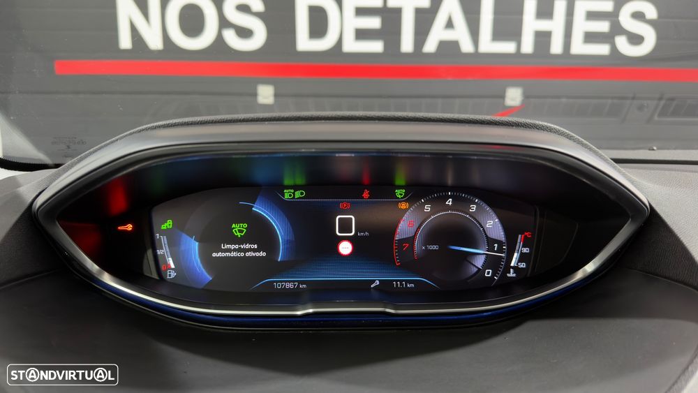 Peugeot 3008 PureTech 130 Stop & Start GPF Allure Business-Pack - 25