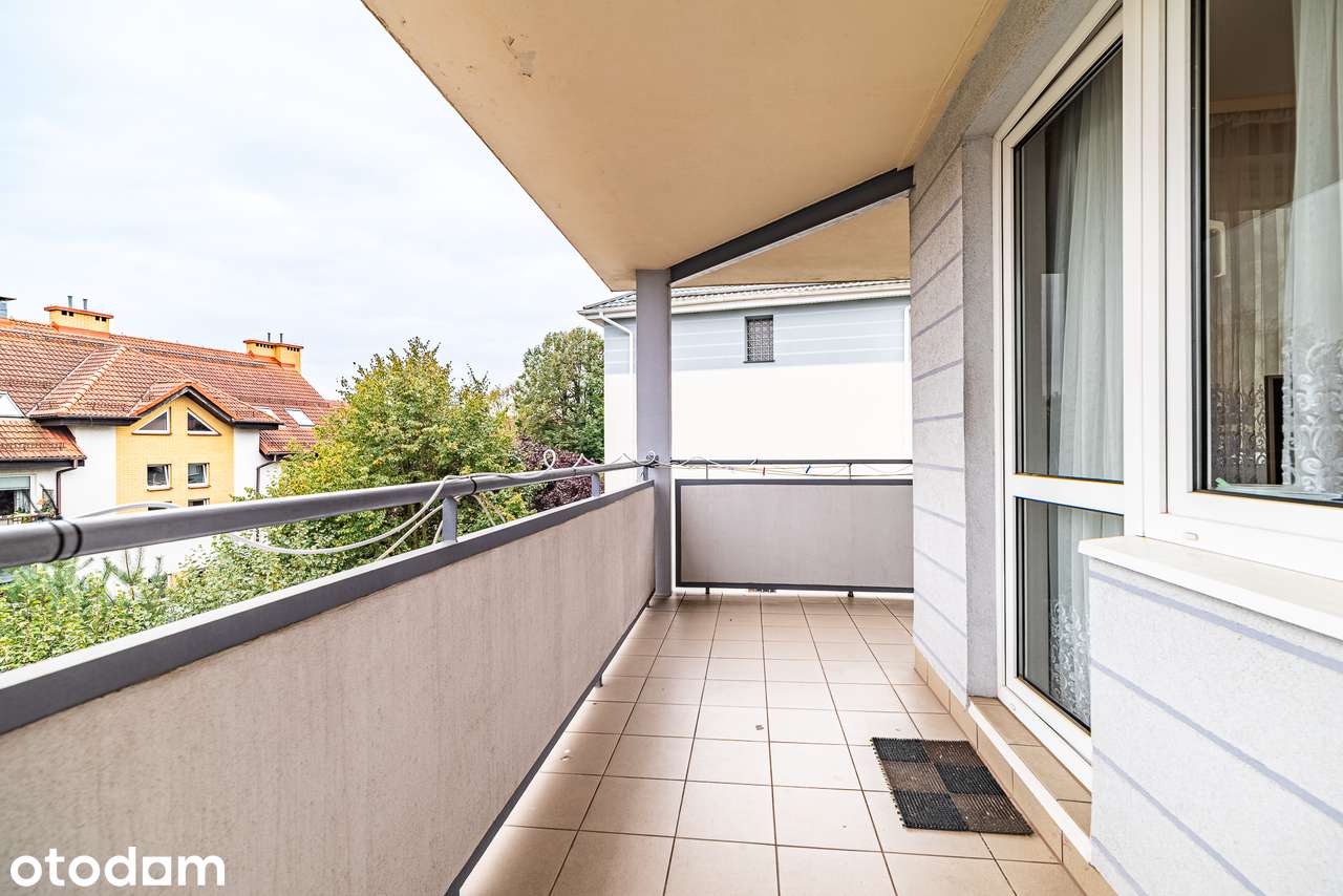 Duży balkon, garaż, piwnica, 3 pokoje