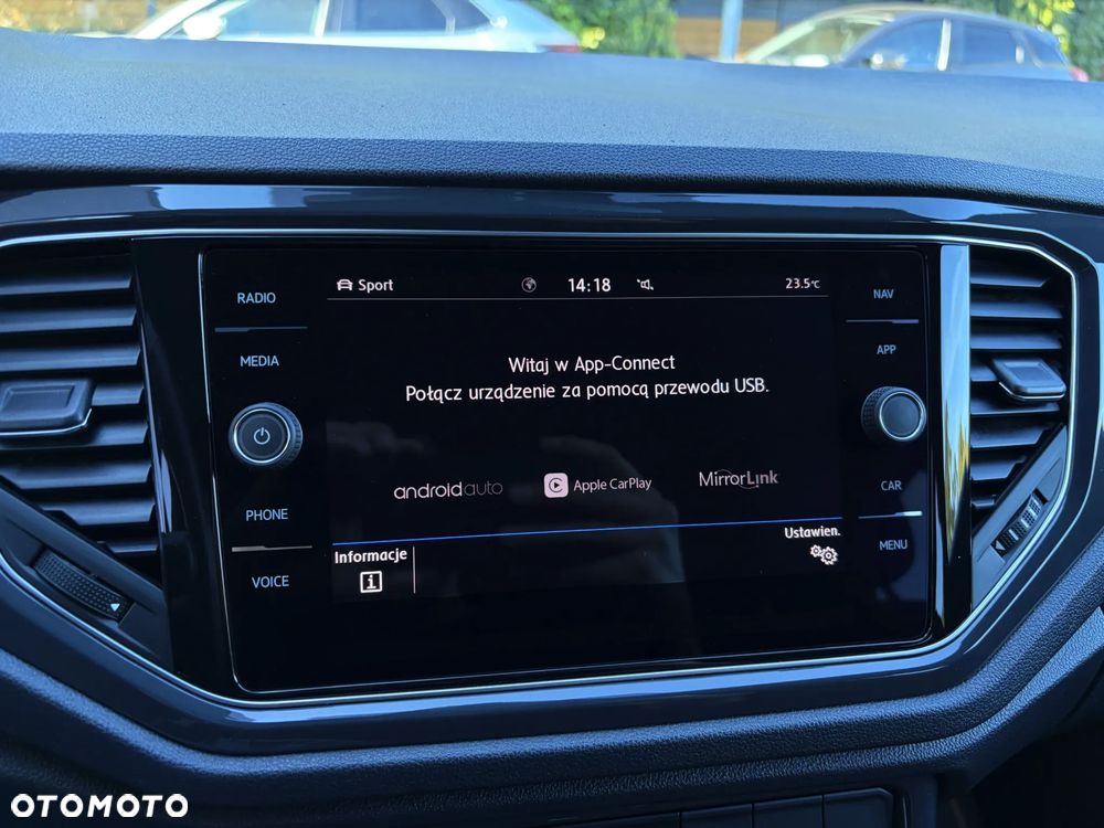 Volkswagen T-Roc - 26
