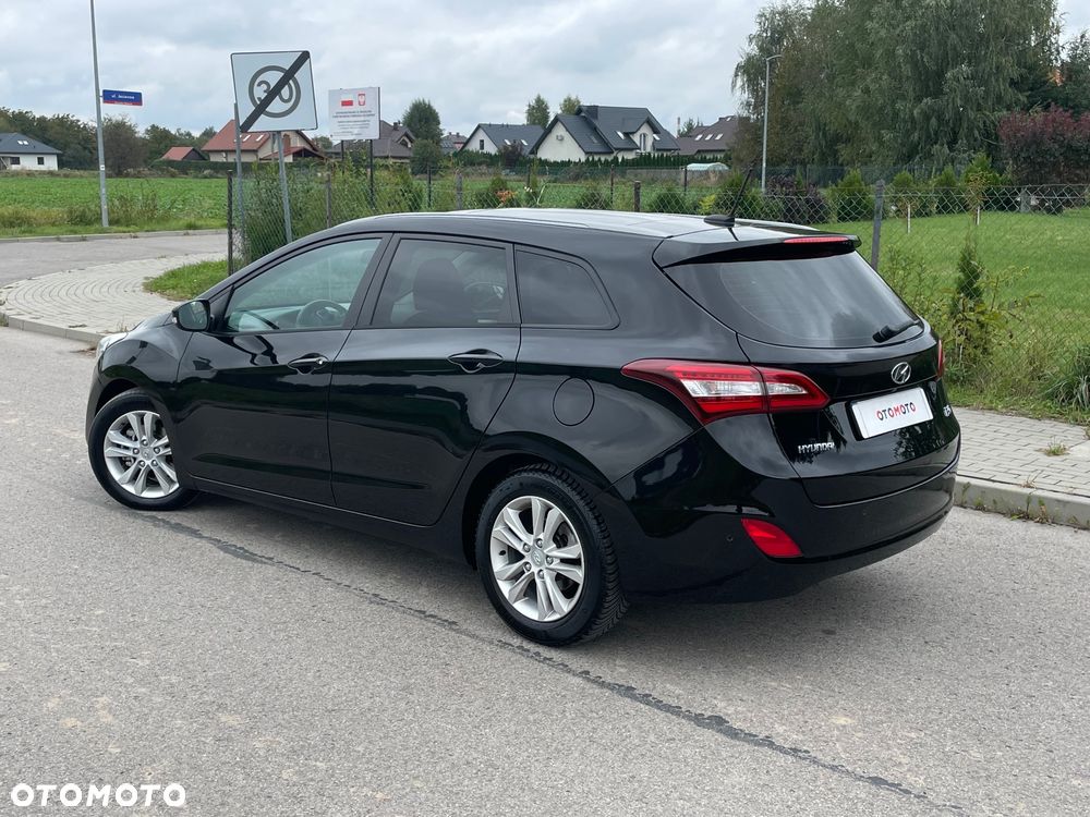 Hyundai i30 Kombi 1.6 CRDI Style - 20