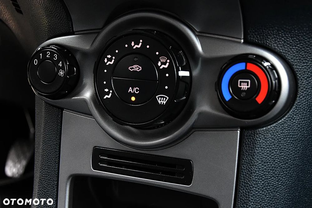 Ford Fiesta 1.25 Ambiente - 13